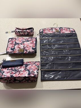 Nicole Miller Floral Travel & Hanging Jewelry Organizer - Pink & Navy